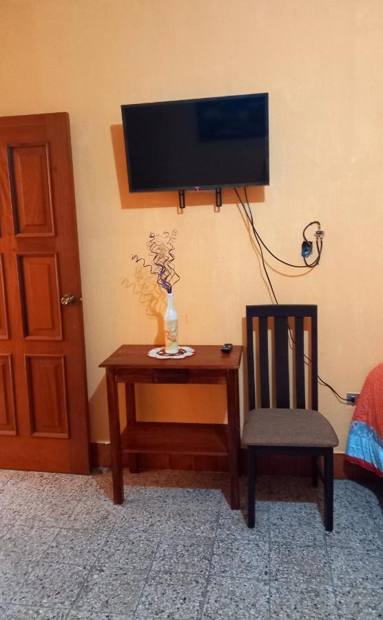 Hotel Maya America Panajachel Ngoại thất bức ảnh
