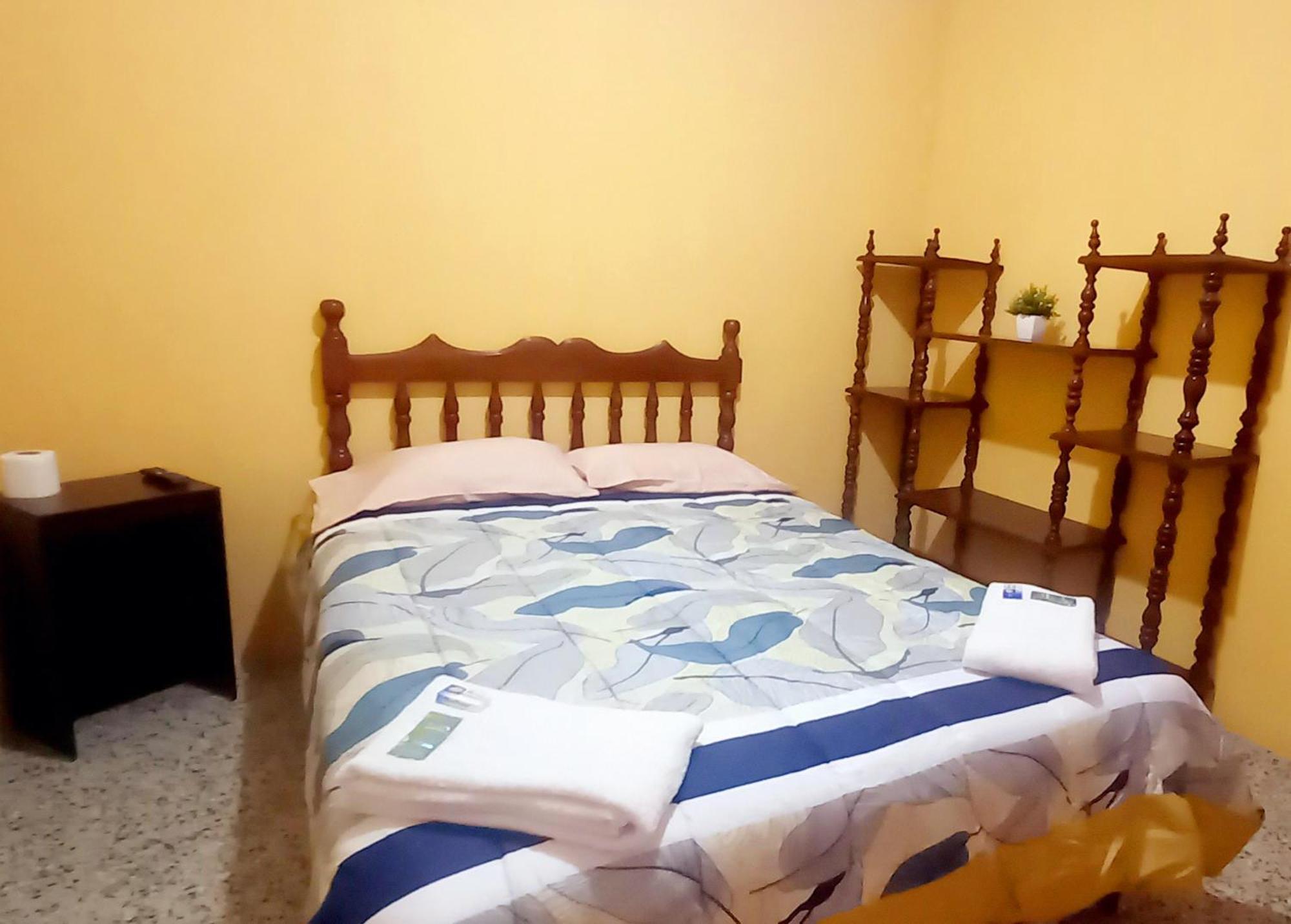 Hotel Maya America Panajachel Ngoại thất bức ảnh