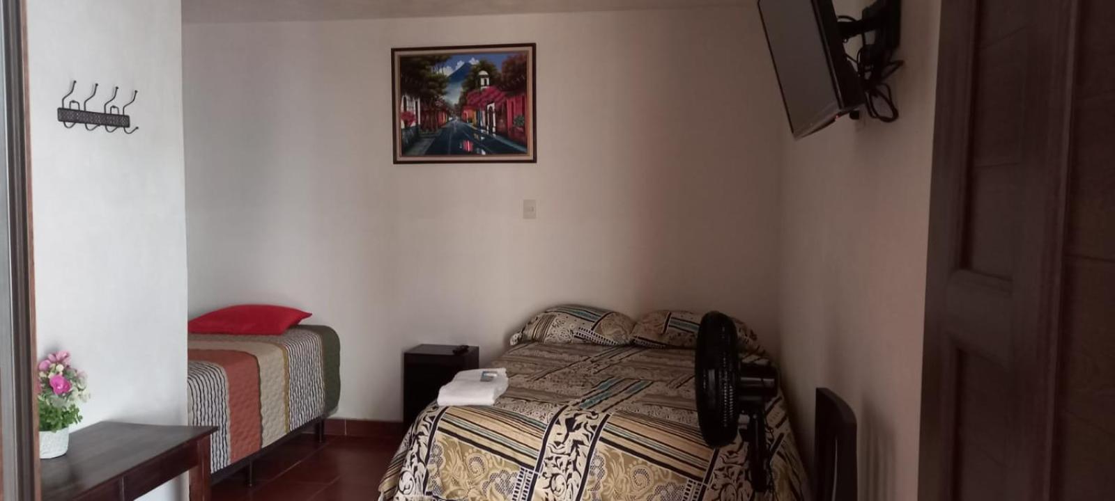 Hotel Maya America Panajachel Ngoại thất bức ảnh